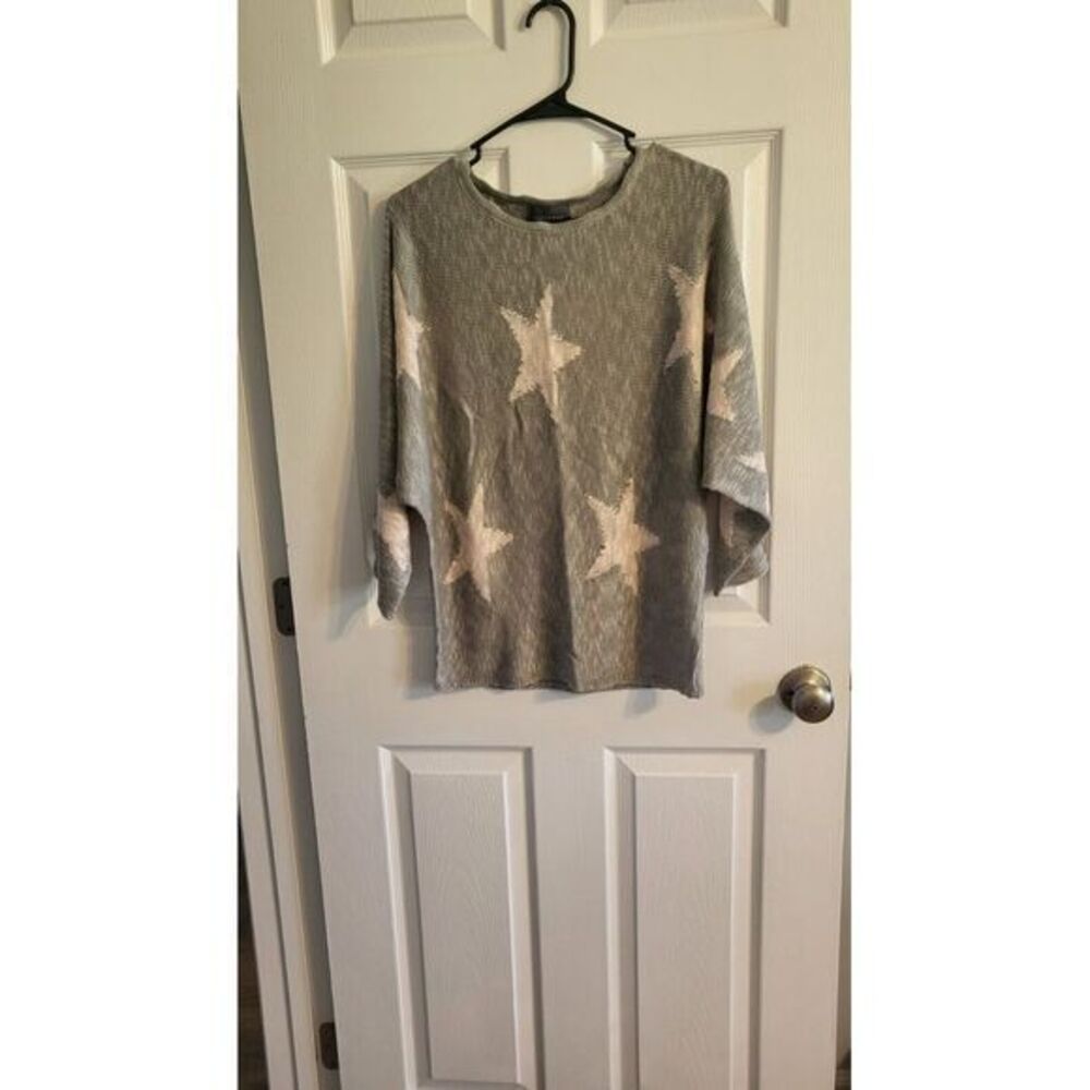 Hudson‎ Gray Women's Gray with White Stars Sweater Size Small
